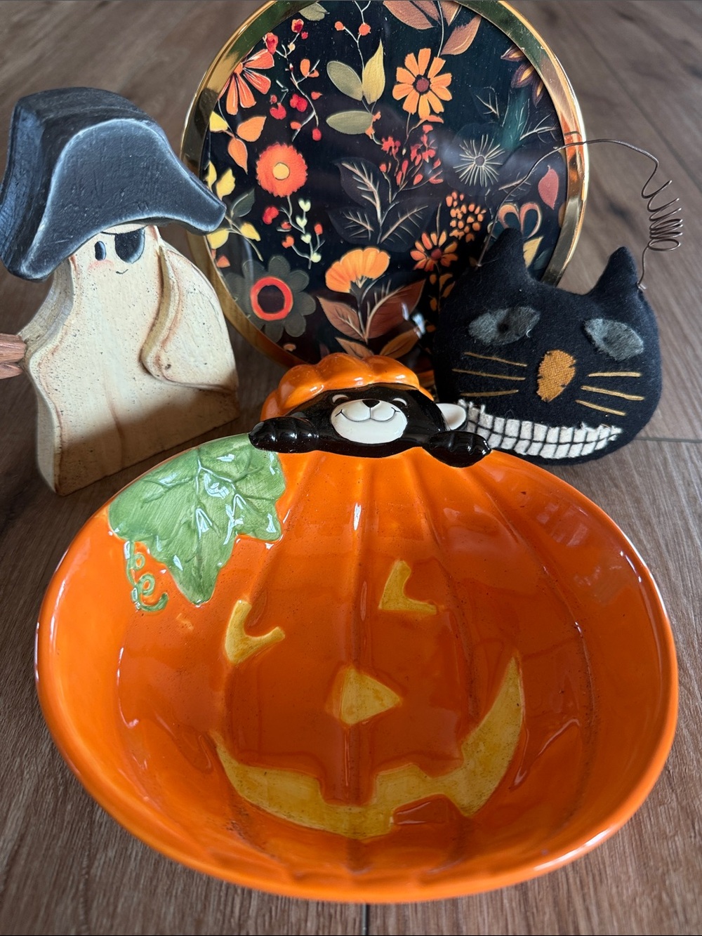 Halloween Pumpkin Ceramic Candy Dish, brass picture, ghosts and cat decor set